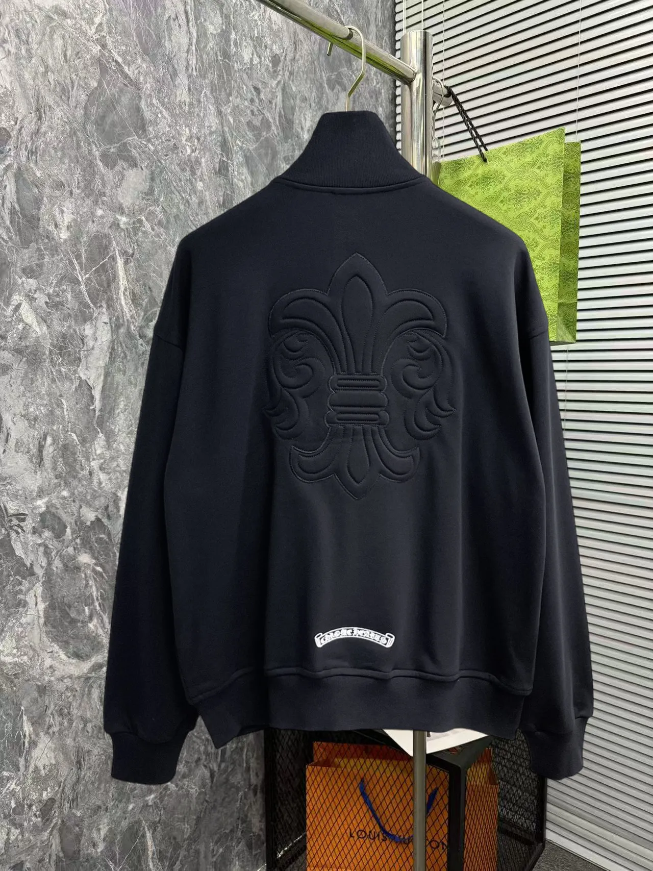 Same Style， ， 2026 New Arrival ，Original Premium Breathable ， ， ， Quality。 ， Sizes：M～3XL